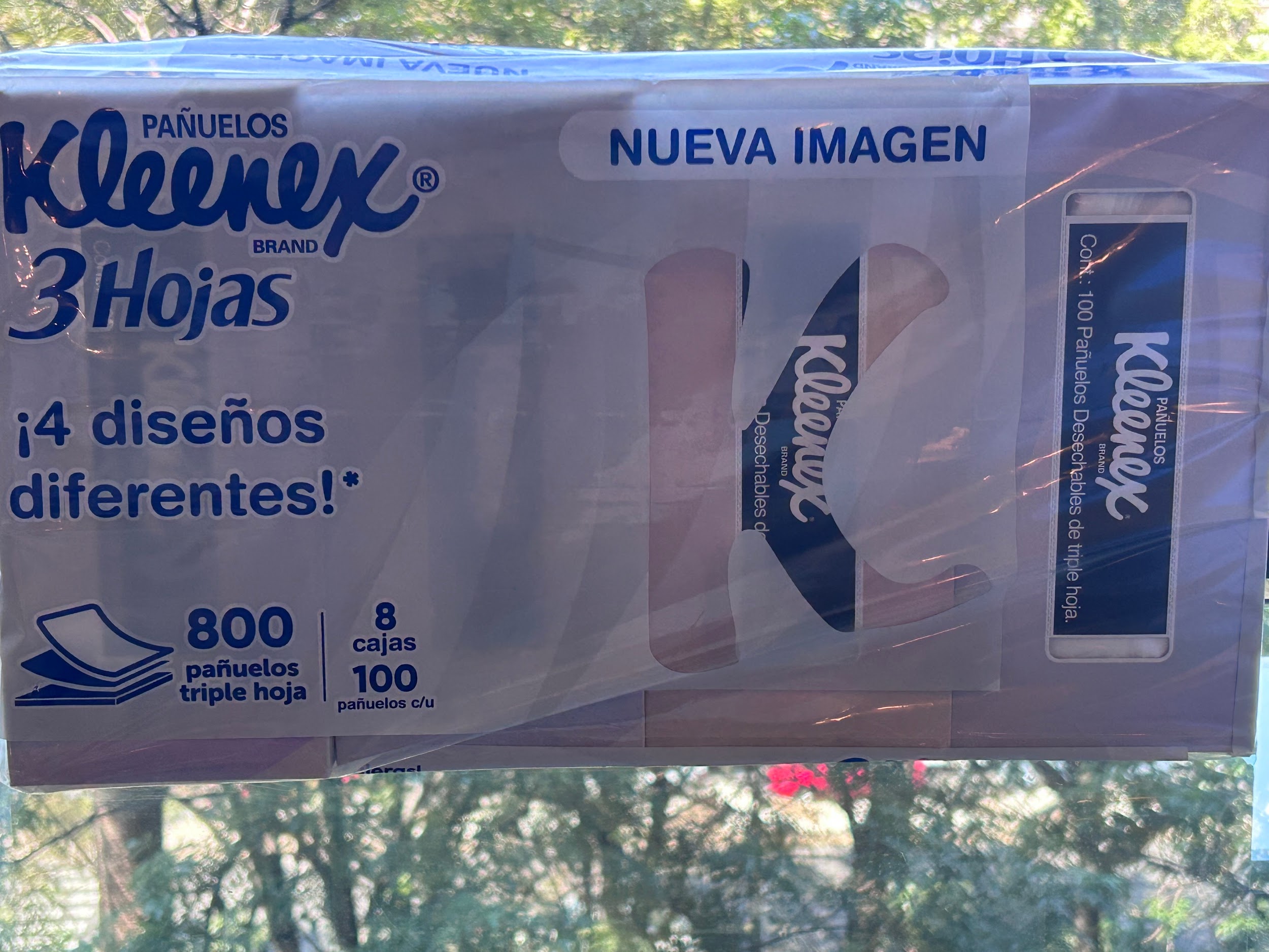 Kleenex 3-ply tissue box