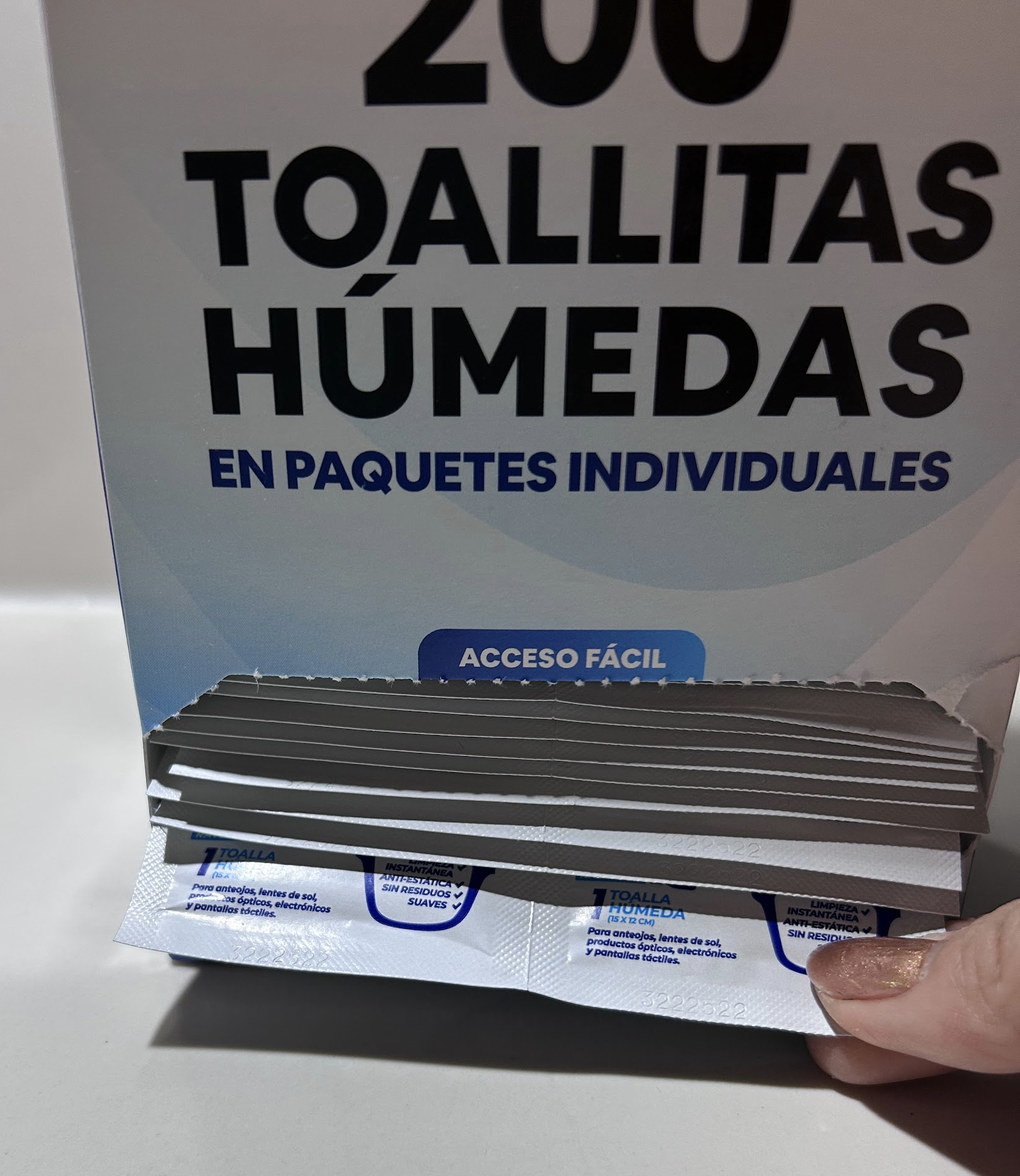 Bottom dispenser opening of the OPTI WIPES box