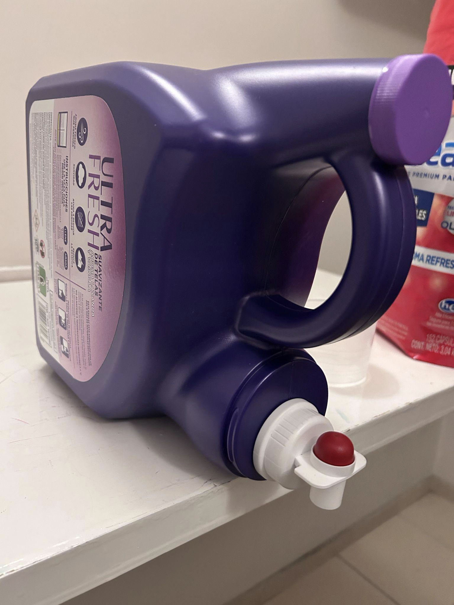 Lay it sideways for easier dispensing